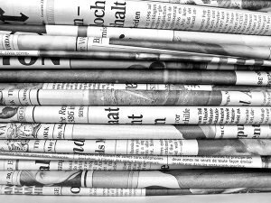 Tujuan dan Manfaat Surat Kabar